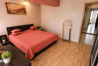 Apartament cu 3 camere decomandat în Găvana - 2