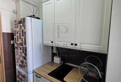 Apartament cu 3 camere semidecomandat în Gheorghe Lazăr - 3