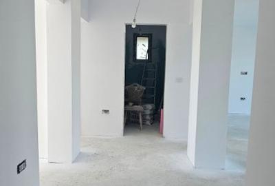Casă cu 3 camere cu Teren 422 Mp în Berceni - 10