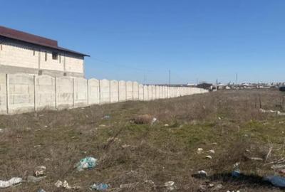 Teren de 4523 mp, în Cernele - 1