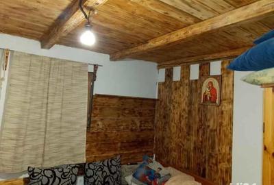 Casă cu 4 camere cu Teren 600 Mp în Nădrag - 4
