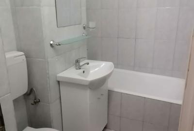 Garsonieră decomandată în Central - 3