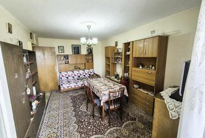 Apartament cu 4 camere decomandat în Nord - 11