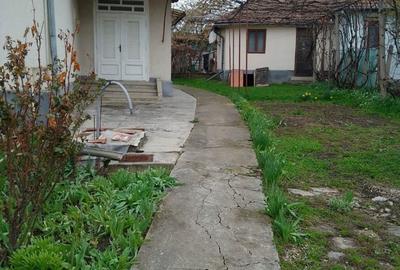Casă cu 4 camere în Central - 4