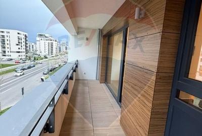 Apartament cu 2 camere semidecomandat în Tractorul - 3