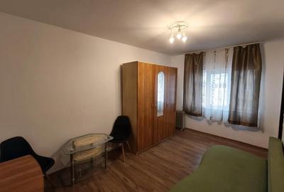 Garsonieră semidecomandată în Schela - 1