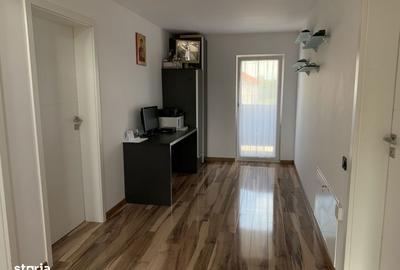 Casă cu 4 camere cu Teren 700 Mp în Jucu - 7