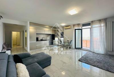 Apartament cu 2 camere decomandat, mobilat în Polivalentă