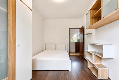 Apartament cu 2 camere decomandat, mobilat în Tractorul - 3