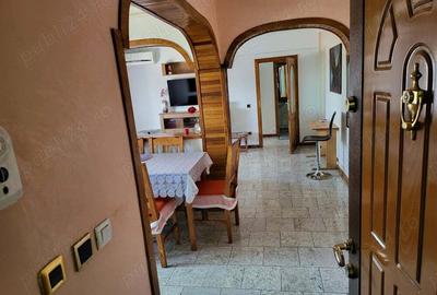 Apartament cu 3 camere semidecomandat în Central - 6