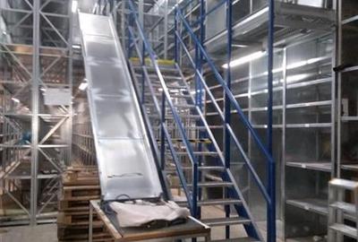 Spatiu depozitare - 650 mp - parcare platforma betonat - 3