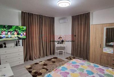 Apartament cu 3 camere în Metalurgiei