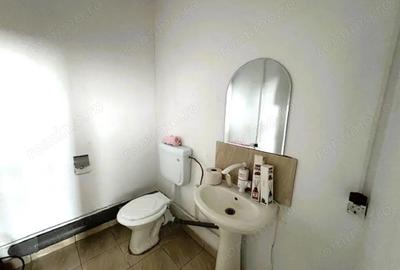 Spatiu comercial in intersectia cu Slatioara cu acces din DN 65 - 8