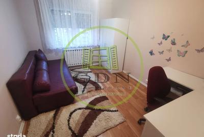Apartament cu 3 camere decomandat în Decebal