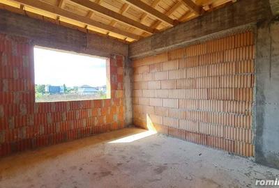 Casa individuala 15 minute de capitala, zona linistita - 1