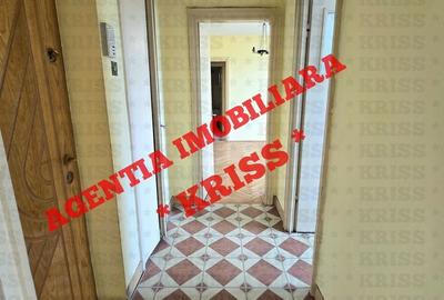 Apartament cu 3 camere semidecomandat în Trivale - 3
