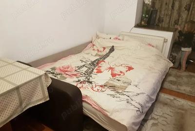 Proprietar Vand apartament 2camere - 3