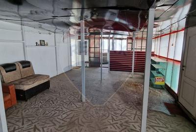 Spațiu comercial, de 56 mp, în Orizont - 12