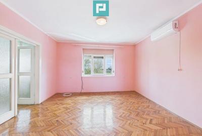 Casă cu 7 camere cu Teren 770 Mp în Central - 14