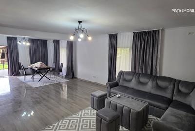 Casă individuală cu 8 camere cu Canalizare în Central - 1