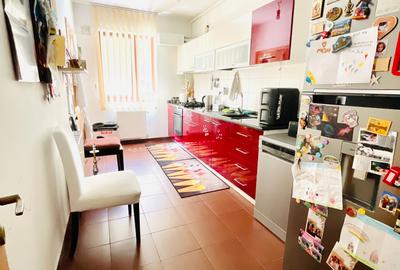 Apartament cu 4 camere decomandat în Vitan - 3