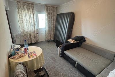 Garsonieră semidecomandată în Central