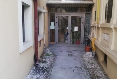 Garsonieră semidecomandată, mobilată în P-ța Unirii - 16