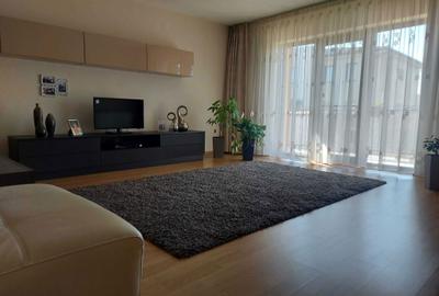 Casă cu 4 camere în Central - 3