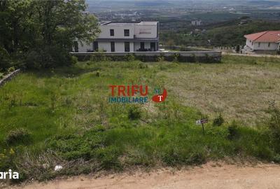 Teren de 1067 mp, în Central - 6