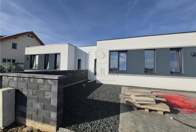 Duplex cu 4 camere cu Teren 370 Mp în Moșnița Nouă - 2