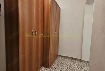 Garsoniera spatioasa de inchiriat in Racadau - 12