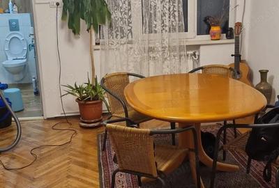Apartament cu 3 camere decomandat în Unirii