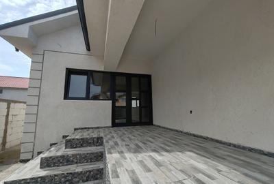 Vindem casa in Navodari - 4