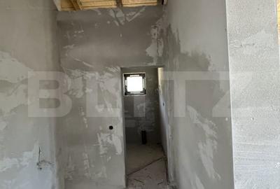 Casă cu 5 camere cu Teren 1000 Mp în Teaca - 12