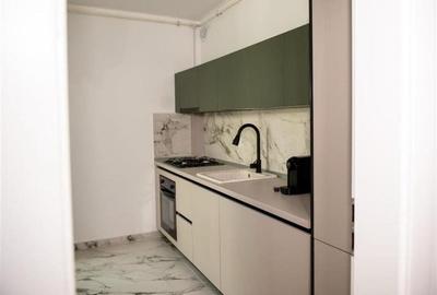 Penthouse cu 4 camere decomandat, mobilat în Unirii - 3