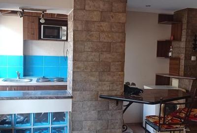 Garsonieră decomandată în Rogerius - 1