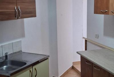 Garsonieră decomandată în Central - 1