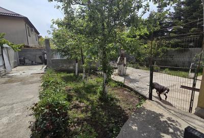 Casă cu 4 camere în Central - 2