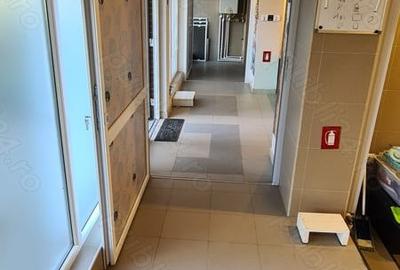 Spațiu comercial, de 61 mp, în Central - 6