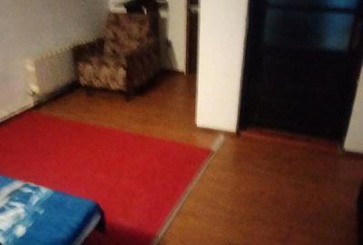 Garsonieră decomandată în Central - 1