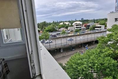 Apartament cu 3 camere decomandat în Aviației - 10