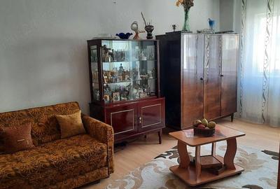 Apartament cu 3 camere decomandat în Central - 3