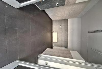 Spațiu comercial, de 20 mp, în Central - 4
