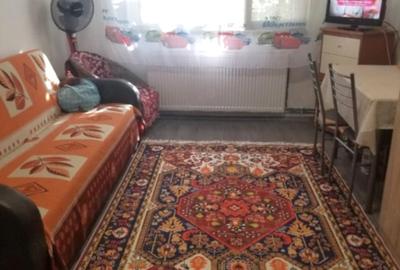 Garsonieră decomandată în Vitan