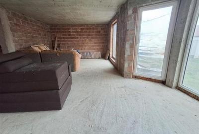 Casa individuala 5 camere 2 bai pivnita 380mp teren in Cisnadie Casa individuala 5 camere 2 bai pivnita 380mp teren in Cisnadie - 15