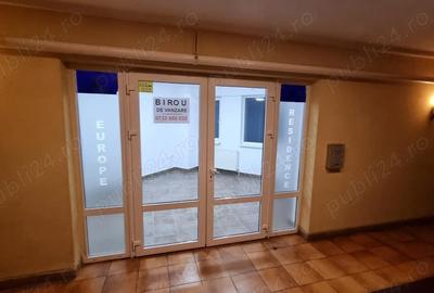 Spațiu comercial, de 18 mp, în Central - 5