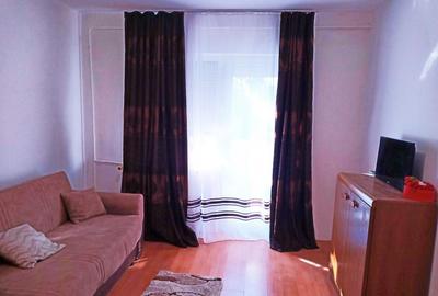 Garsoniera de inchiriat la etajul 4, Central zona Intim Arad - 1