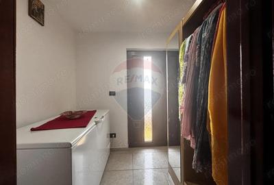 Casa +teren de vanzare in Bacau, pozi?ie excelenta la E85 - 6