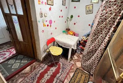 Casă cu 3 camere cu Teren 250 Mp în Petros - 3