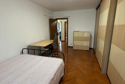 Apartament cu 3 camere semidecomandat, mobilat în Dristor - 5